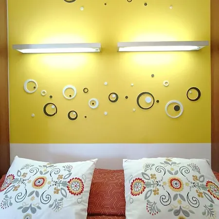 Apartment Il Gelsomino Con Giardino E Piscina Porlezza