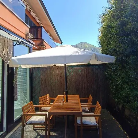 Apartment Il Gelsomino Con Giardino E Piscina